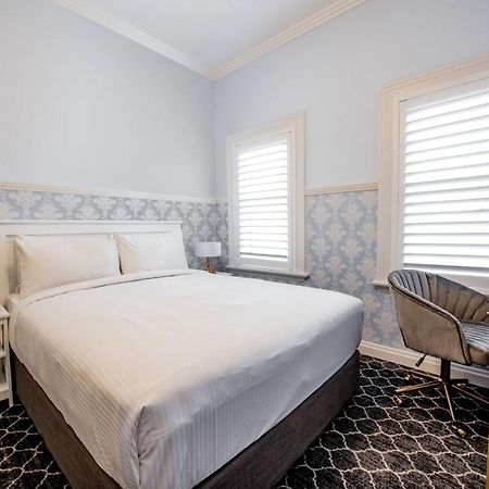 Bankstown Hotel מראה חיצוני תמונה